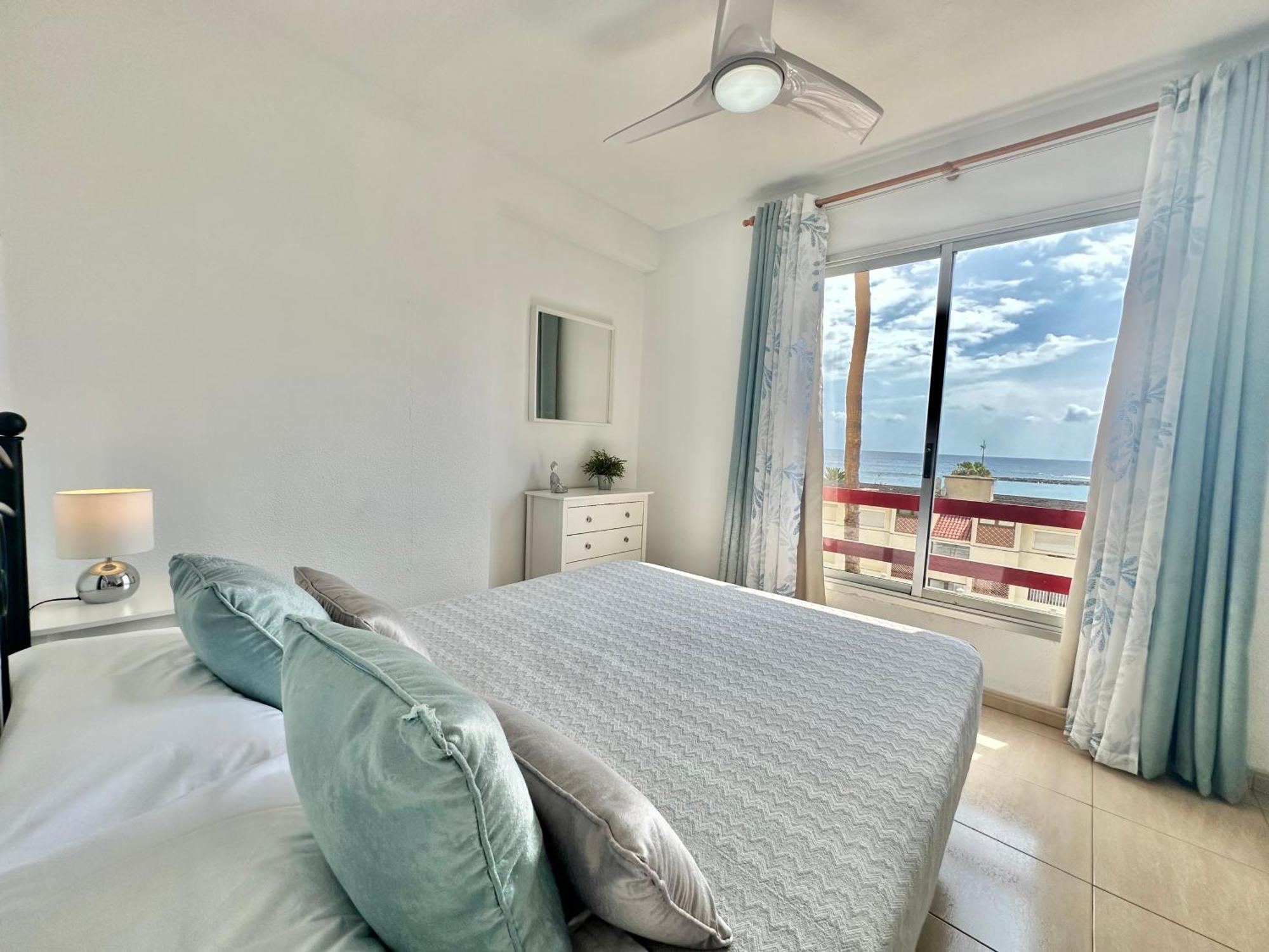 Sunbeach Apartment Arona  Exteriér fotografie