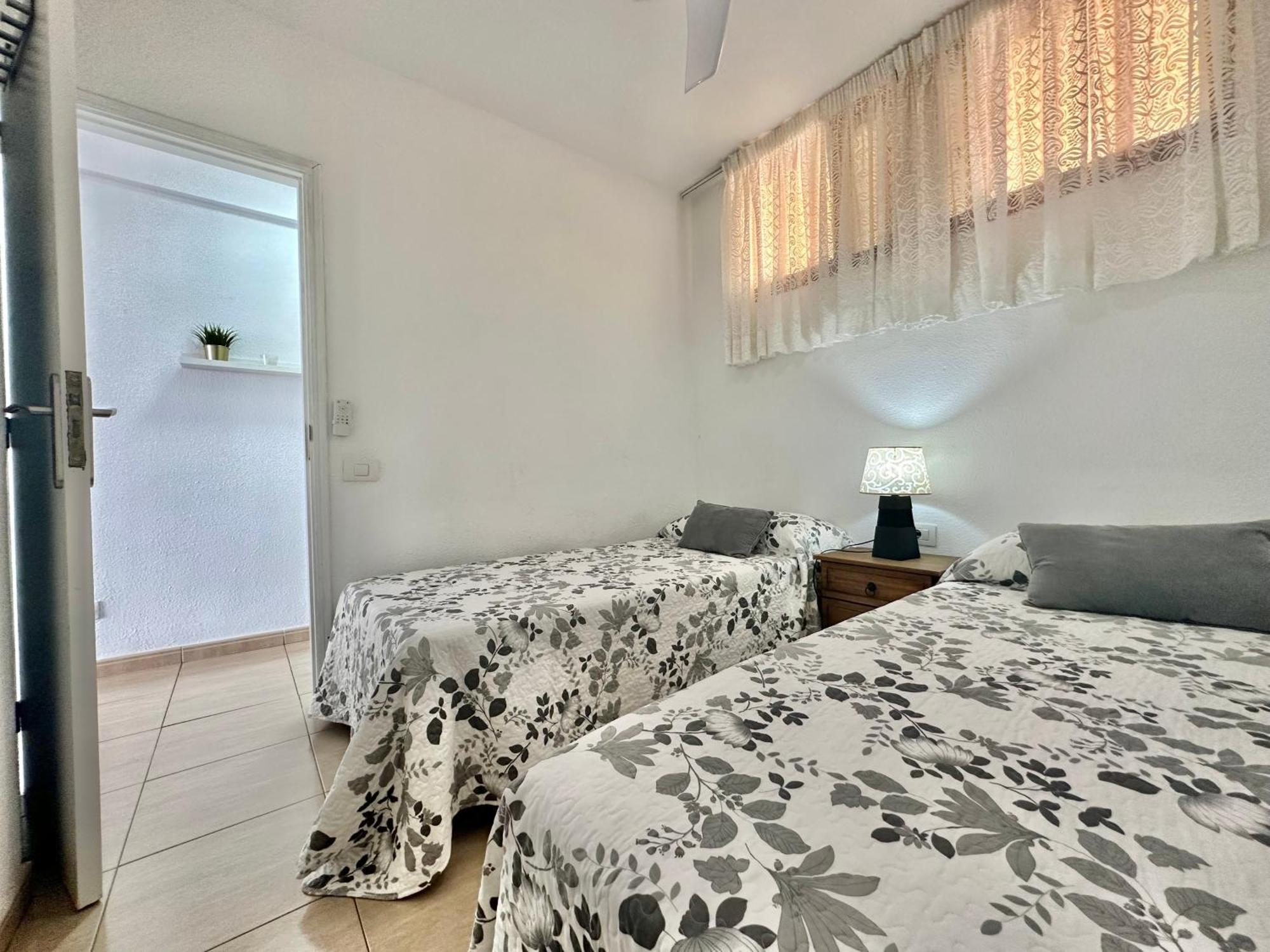 Sunbeach Apartment Arona  Exteriér fotografie